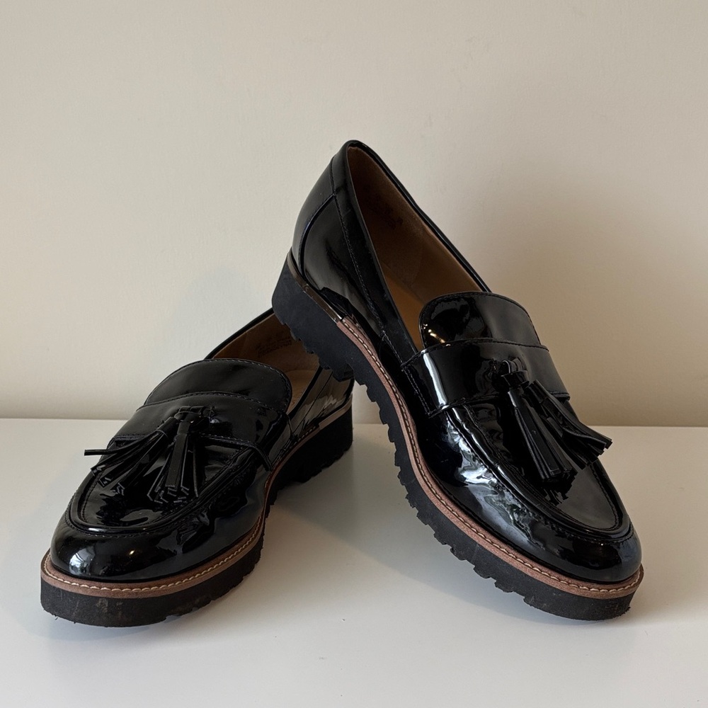 Franco Sarto L-Carolyn Women's Black Patent Tassel Loafers 06897 Size 9 EUC - Picture 1 of 14